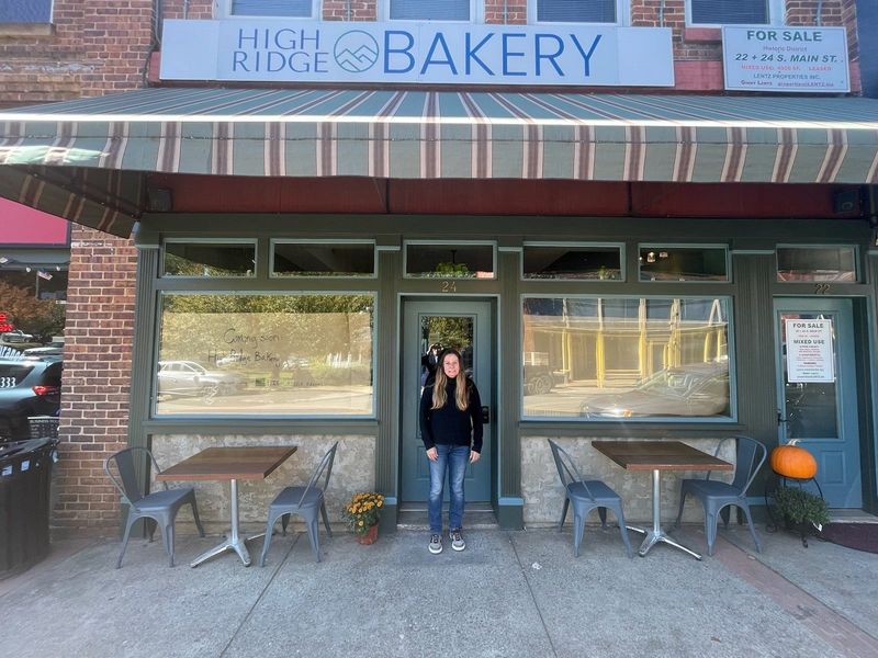 12 Charming Mill-Town Bakeries In North Carolina That Smell Like Morning - Decor Hint High Ridge Bakery, Mars Hill