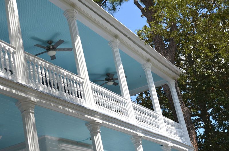 10 Alabama Porch Ceilings Painted Haint Blue Like Grandma Did - Decor Hint Ashford, Selma’s Old Town