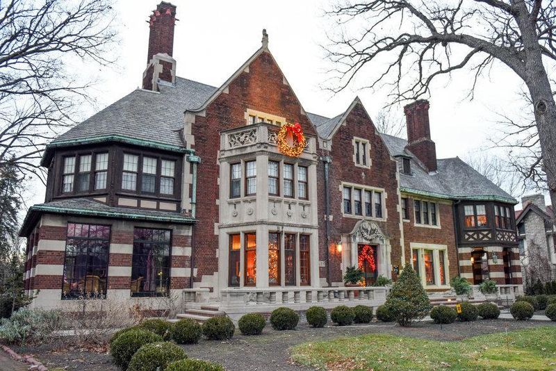 10 Michigan Front Porches That Could Be Featured In Southern Living - Decor Hint Detroit's Historic Boston-Edison District Porches