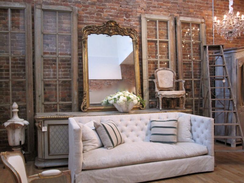 Scarlett Scales Antiques (Franklin/Winchester)