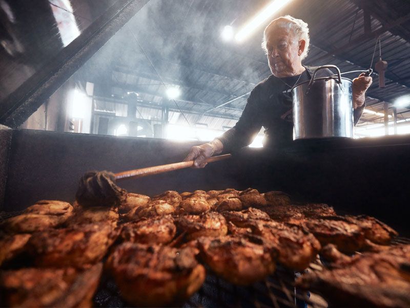 Snow's BBQ: The Saturday Morning Miracle