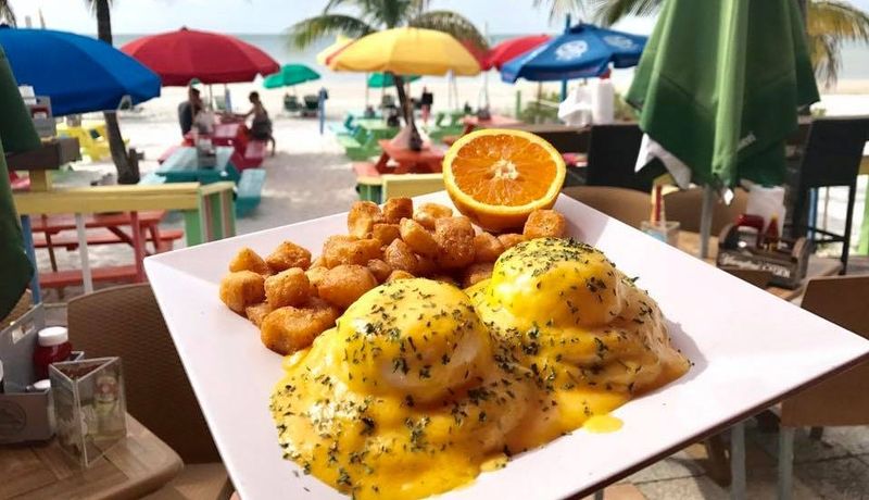 9 Florida Boardwalk Bites You Can Enjoy All Year Long - Decor Hint The Salty Crab Bar & Grill – Fort Myers Beach