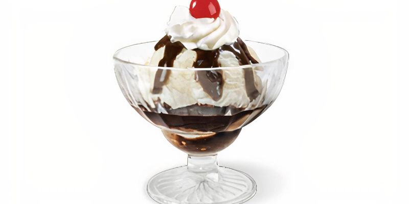 15 Nostalgic Desserts That Took Over Illinois Back In The Day - Decor Hint Oberweis Ice Cream Sundaes