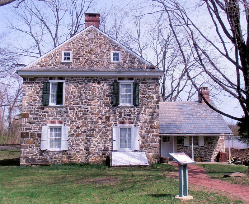 15 Defining Features Of Pennsylvania Stone Farmhouses - Decor Hint Germanic Influences