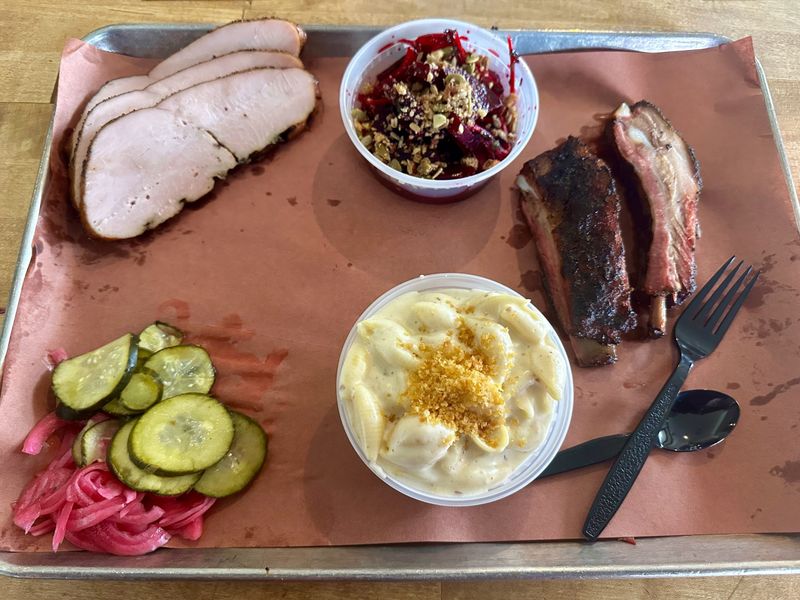 13 Mom-And-Pop Barbecue Joints In Texas Worth The Drive - Decor Hint InterStellar BBQ, Austin