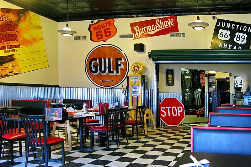 9 Roadside Grills In Arizona With Old-West Charm - Decor Hint Cruiser's Route 66 Café