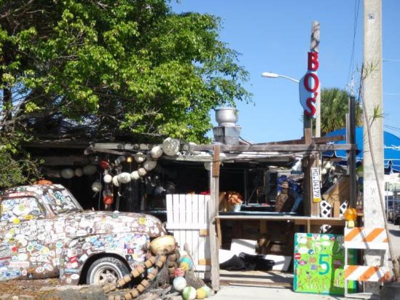 11 Beachside Shacks In Florida Locals Still Love - Decor Hint B.O.'s Fish Wagon, Key West