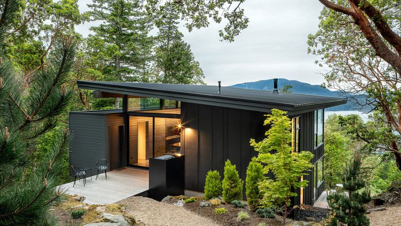 7 Washington Cottages That Capture Pacific Northwest Charm - Decor Hint Modern Cottage With Classic Northwest Touches