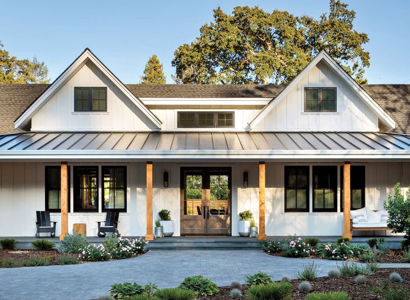 11 Gorgeous Porch Designs That Make North Carolina Cottages Shine - Decor Hint Farmhouse Fresh