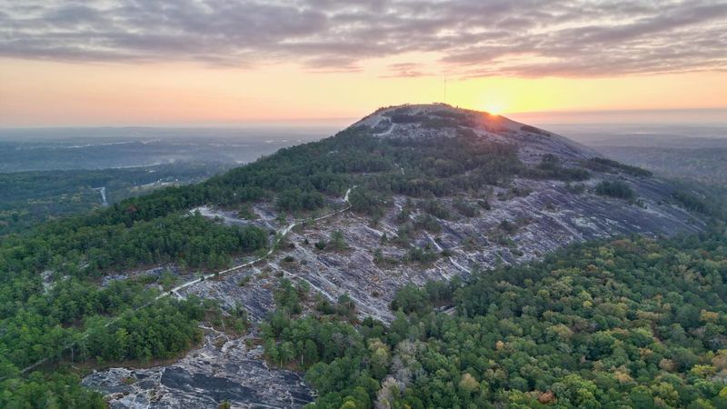 In Georgia, 16 Collectibles On The Decline For 2025 And 6 That Are No Longer Worth Anything - Decor Hint Stone Mountain Souvenirs Eroding