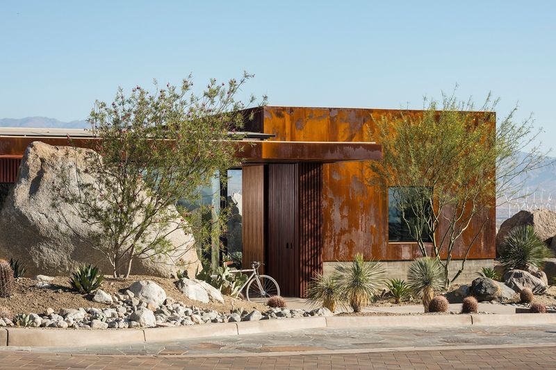 7 Nevada Desert Homes That Nail Modern Minimalism - Decor Hint The Weathered Cube