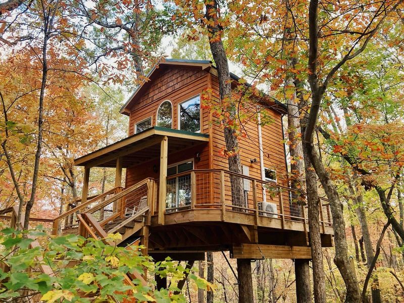 6 North Carolina Mountain Cabins With Views As Stunning As Their Interiors - Decor Hint Rustic-Luxe Treehouse in Boone