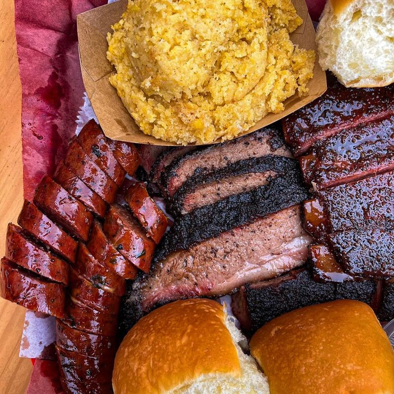 13 Mom-And-Pop Barbecue Joints In Texas Worth The Drive - Decor Hint Redbird BBQ, Port Neches