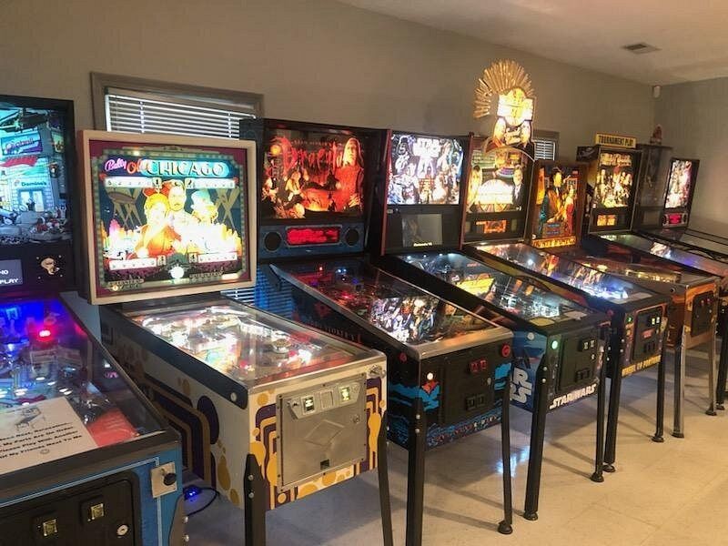 17 Charming Screened Rooms In South Carolina That Feel Like Childhood Summers - Decor Hint Myrtle Beach Vintage Arcade
