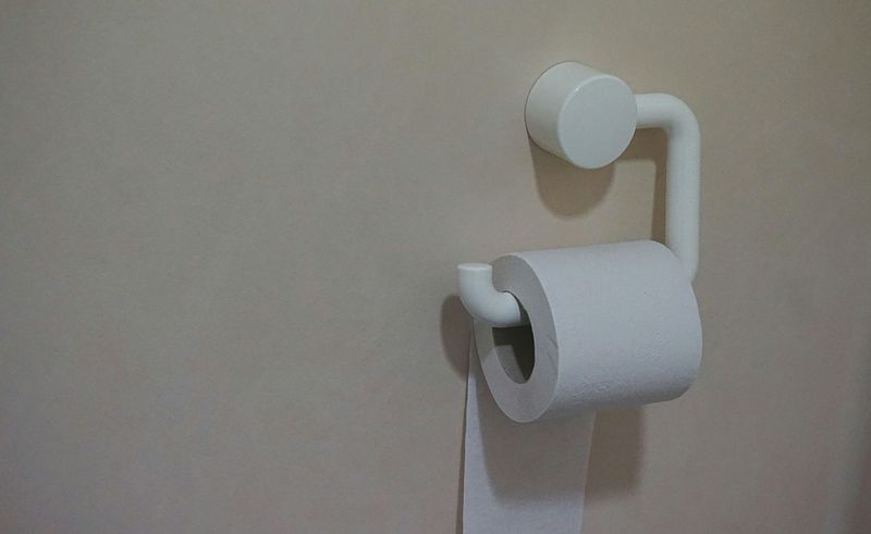 8 Bathroom Details Guests Often Notice Without You Knowing - Decor Hint The Empty Roll Dilemma