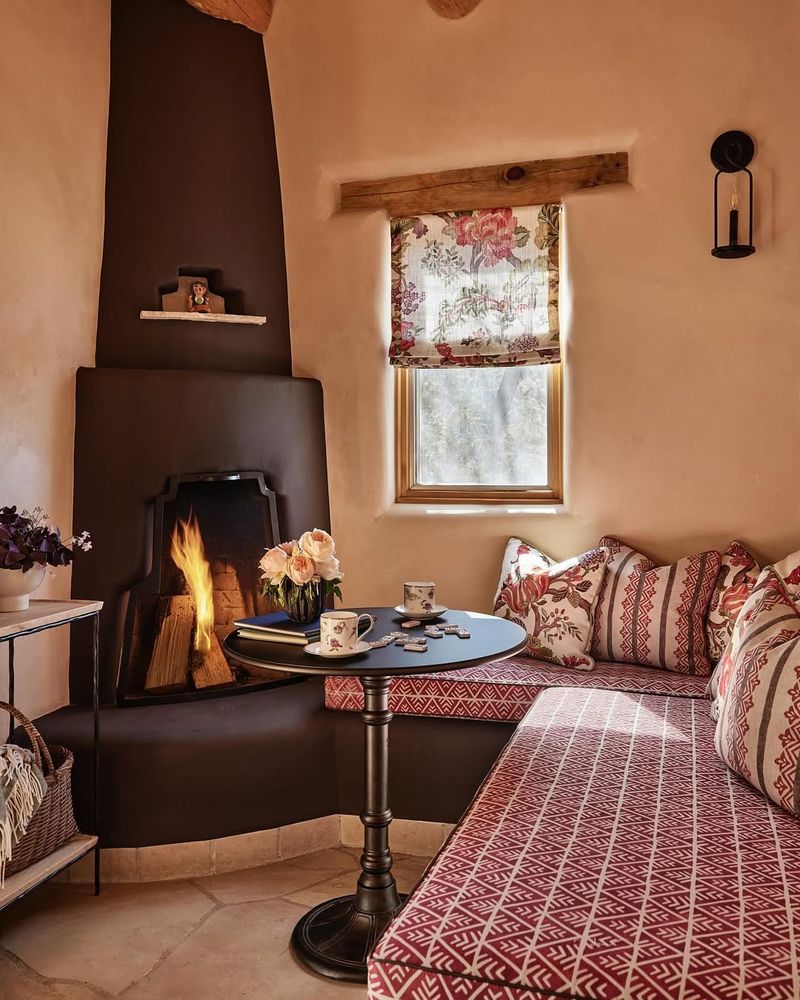 7 Arizona Adobe Homes That Could Make You Rethink Desert Design - Decor Hint Authentic Kiva Fireplaces