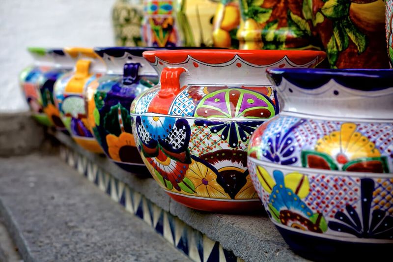 7 Phoenix Thrift Finds That Resellers And Decor Lovers Swear By - Decor Hint Southwestern Home Decor