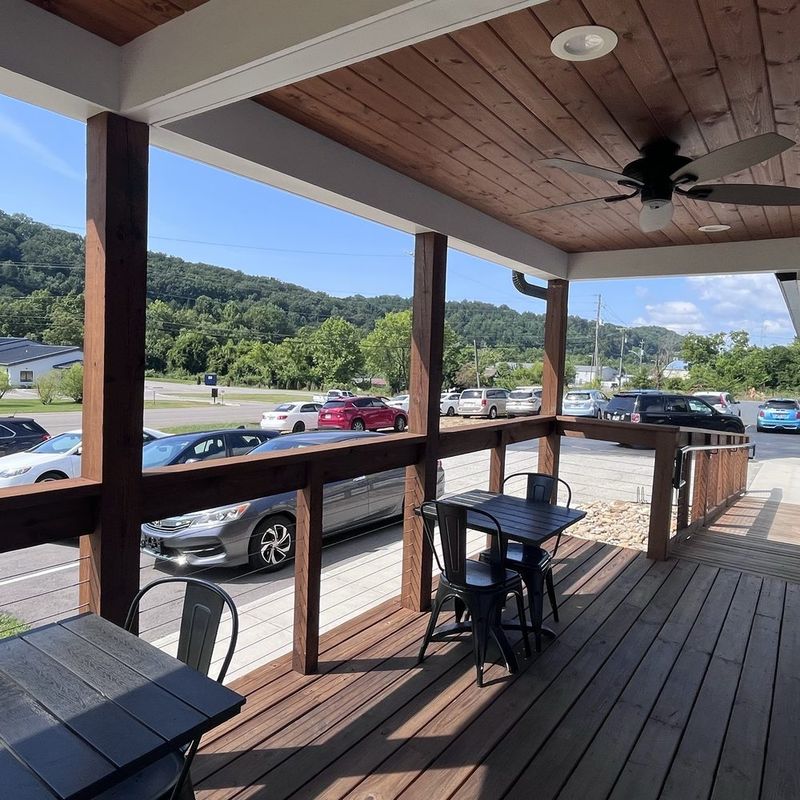 12 Charming Mill-Town Bakeries In North Carolina That Smell Like Morning - Decor Hint Light of the Moon Bakery & Cafe, Waynesville