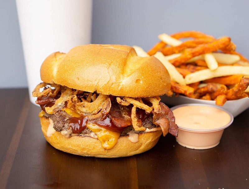 10 Must-Try Burger Joints In Utah For Fry Sauce Lovers - Decor Hint Chom Burger: Artisanal Twists On Utah Traditions