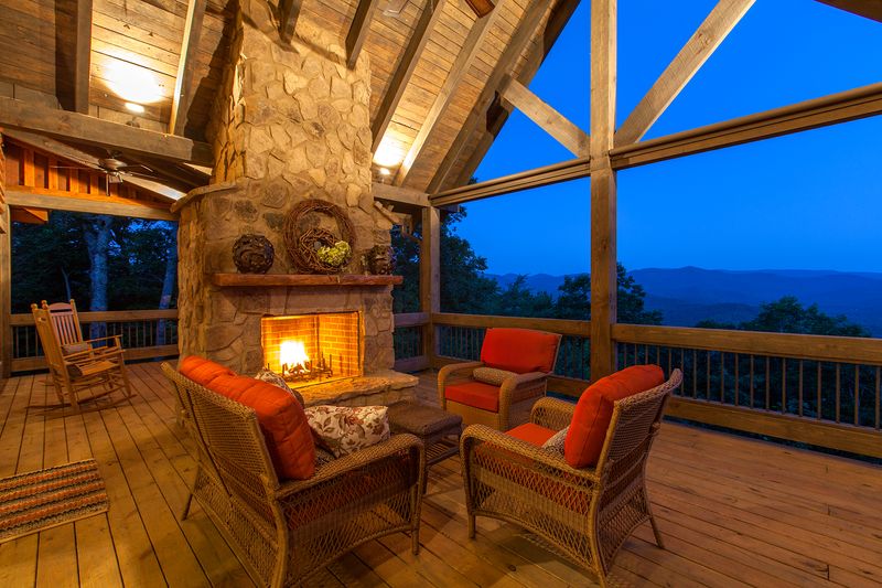 Luxury Rustic Lodges