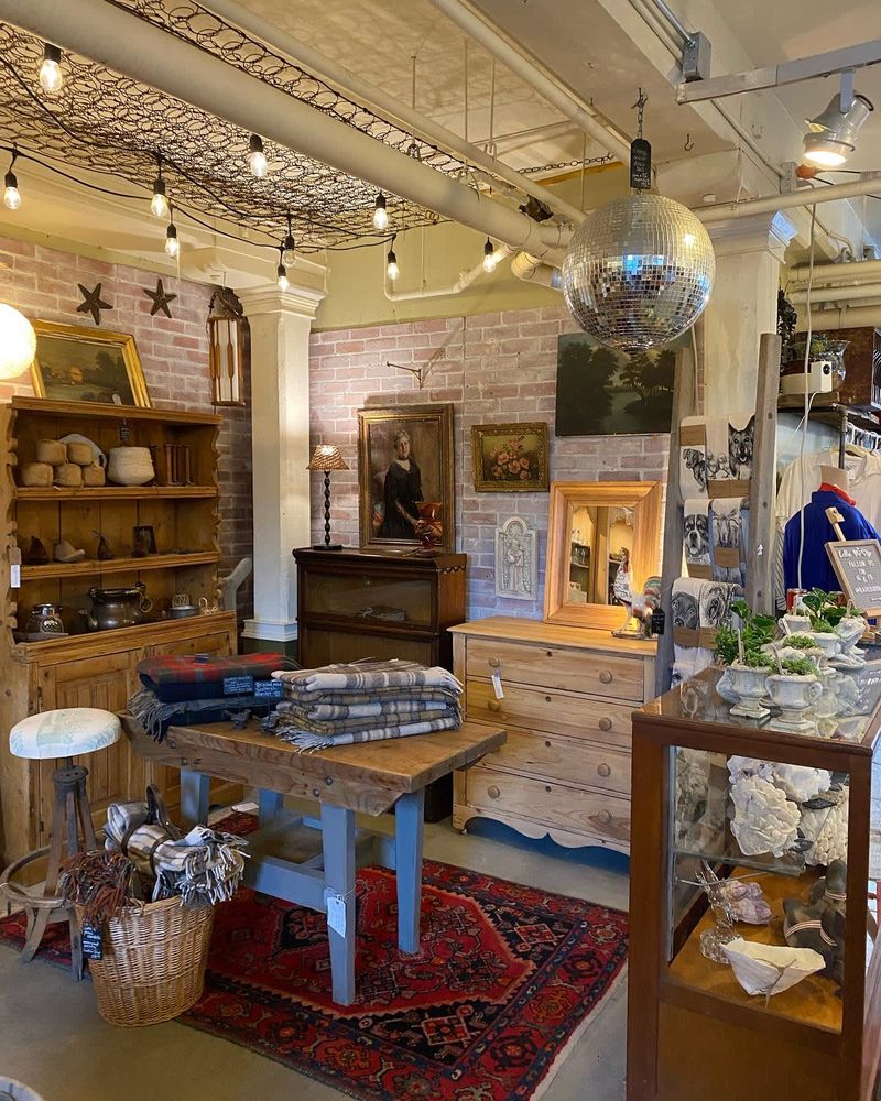 12 California Thrift Stores Packed With Retro Décor Gems - Decor Hint Time Capsule Vintage Co-op in Oakland