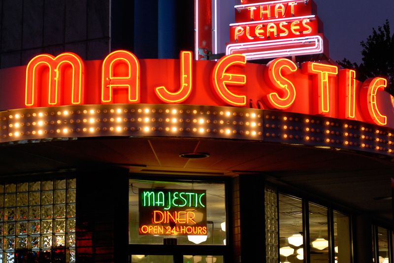 10 Courthouse-Square Diners Full Of Heart In Georgia - Decor Hint Majestic Diner