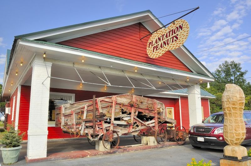 10 Virginia Peanut-Country Snack Stops For The Road - Decor Hint Plantation Peanuts Of Wakefield