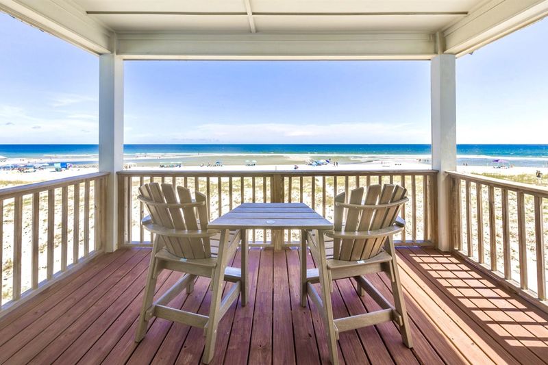 11 Local-Approved Alabama Patios Perfect For Any Occasion - Decor Hint Gulf Shores' Barefoot Beach Bar
