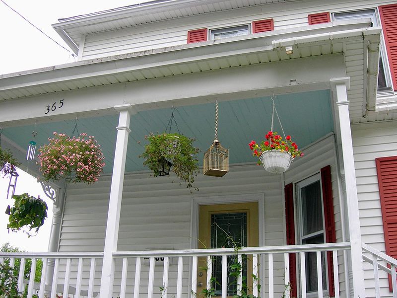 10 Alabama Porch Ceilings Painted Haint Blue Like Grandma Did - Decor Hint Selma’s Community Porches
