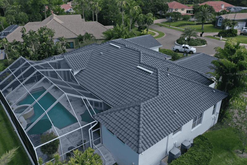 8 Florida Screened Porches That Survive Storm Season - Decor Hint Roof Tie-Down Technology