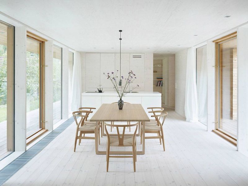 9 Arkansas Dining Rooms With Designs That Don't Quite Work - Decor Hint Underwhelming Minimalist Dining Rooms