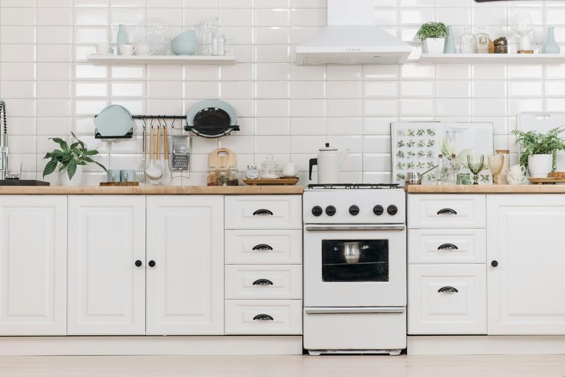 7 Tips For Updating A Vintage Kitchen While Preserving Its Character - Decor Hint Use Classic Tile Patterns With Updated Finishes