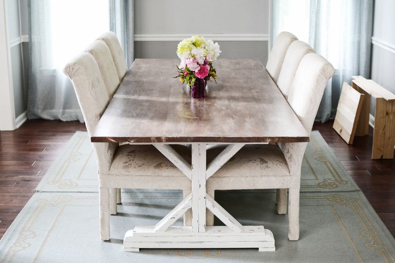 11 Texas Farm Table Types Built For Everyday Use - Decor Hint Distressed Finish Farm Table