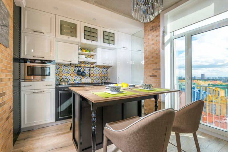9 Ways You Can Maximize Small Kitchen Space - Decor Hint Adopt a Minimalist Color Scheme