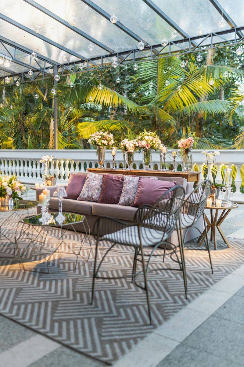 15 Simple Front Porch Upgrades That Might Make Your Home More Inviting - Decor Hint Adding Decorative Pillows