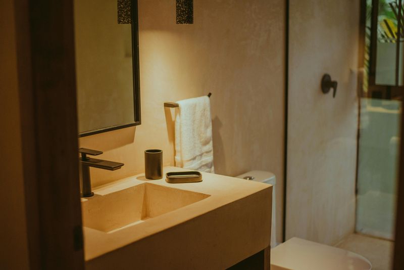 15 Bathroom Ideas That Could Inspire Your Next Renovation - Decor Hint Using Minimalist Hardware and Fixtures