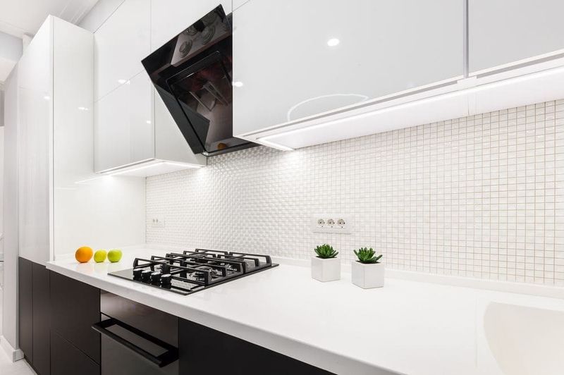 10 Kitchen Design Mistakes Common In Mississippi Homes - Decor Hint Overlooking Ventilation Needs