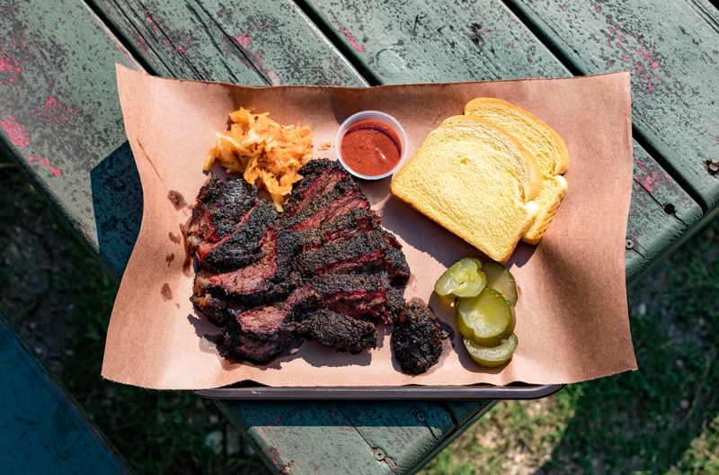 18 Top-Rated BBQ Restaurants In Texas - Decor Hint Leroy And Lewis Barbecue (Austin)