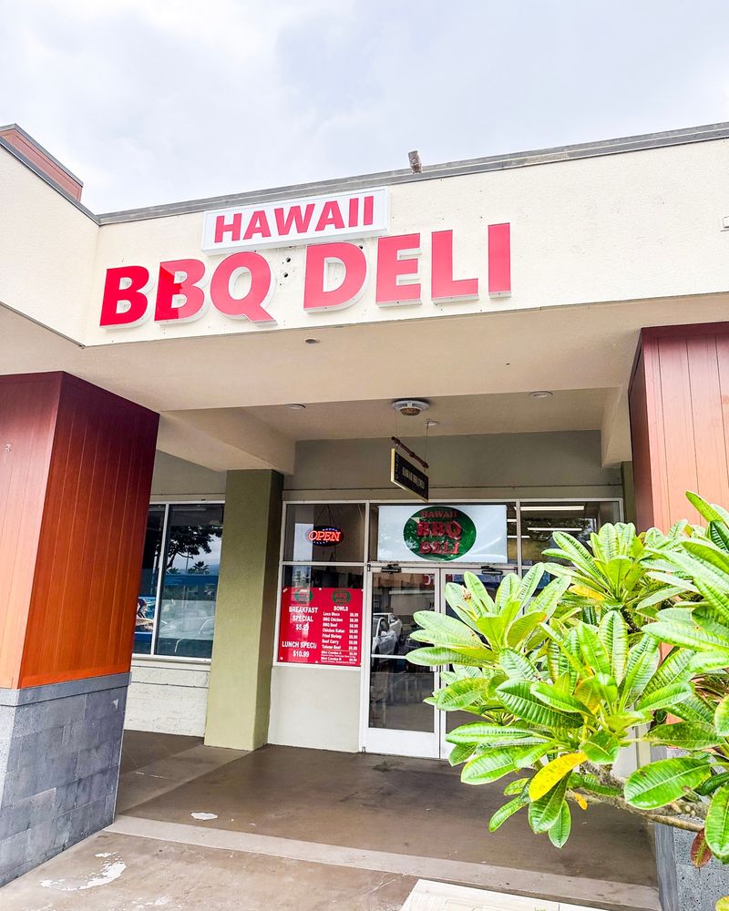 10 Hawaii Restaurants Serving Classic Plate Lunch Comforts - Decor Hint Hawaii BBQ Deli