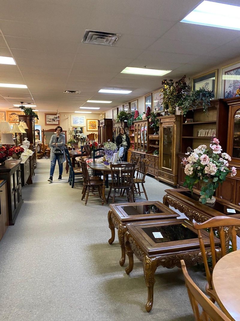 Rangeline Antique Mall – Joplin, MO