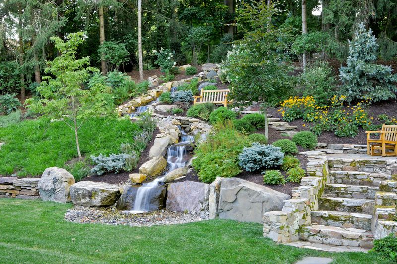 16 Garden Paths In Washington That Capture Park-Like Beauty - Decor Hint Mountain Vista Trail