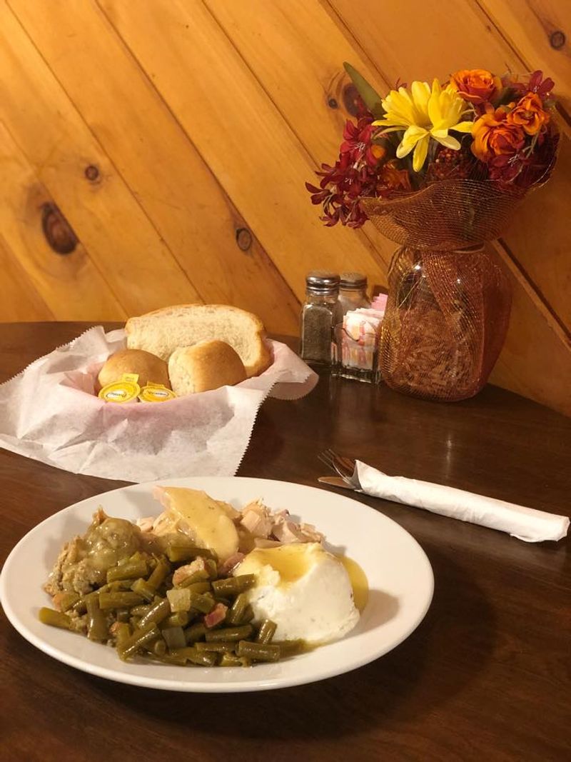 Melanie's Family Restaurant 