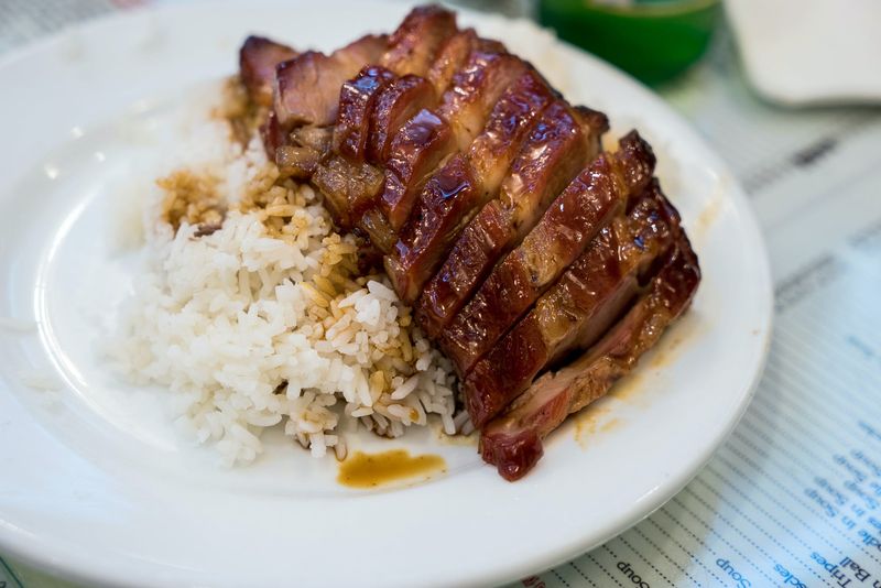11 Unforgettable Hole-In-The-Wall Restaurants In New York - Decor Hint Great NY Noodletown