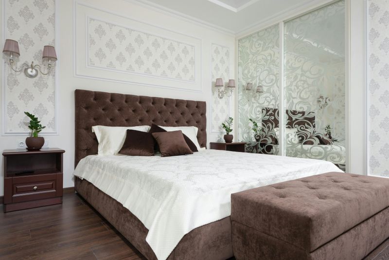 8 Visual Tricks That Open Up A Small Bedroom - Decor Hint Use Multi-Functional Furniture With Storage