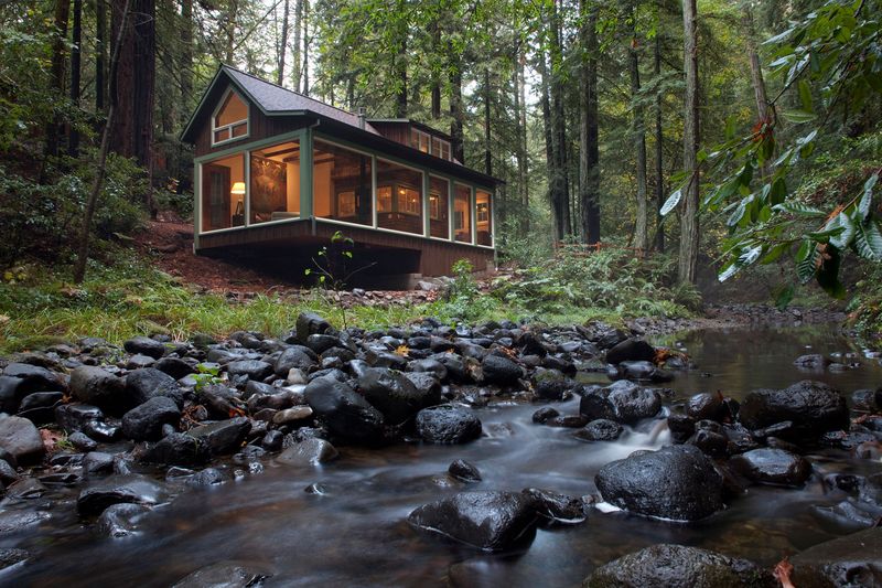 8 California Tiny Homes That Prove Small Can Be Stylish - Decor Hint A Rustic Cabin Escape