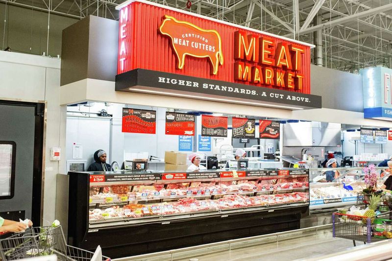 3 Texas Meat Counters That Miss The Cut & 3 That Serve It Right - Decor Hint Standard H-E-B Locations – Texas' Favorite Falling Short