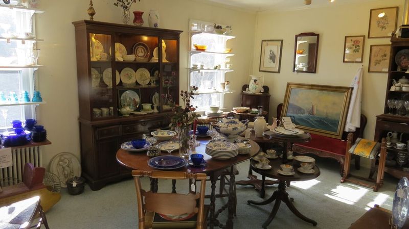 TreeHouse Antiques – Cape May, NJ