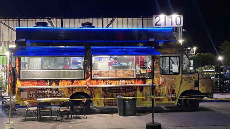 10 California Taco Trucks Serving Street Food At Its Finest - Decor Hint El Paisa Taco Truck - Redwood City, CA