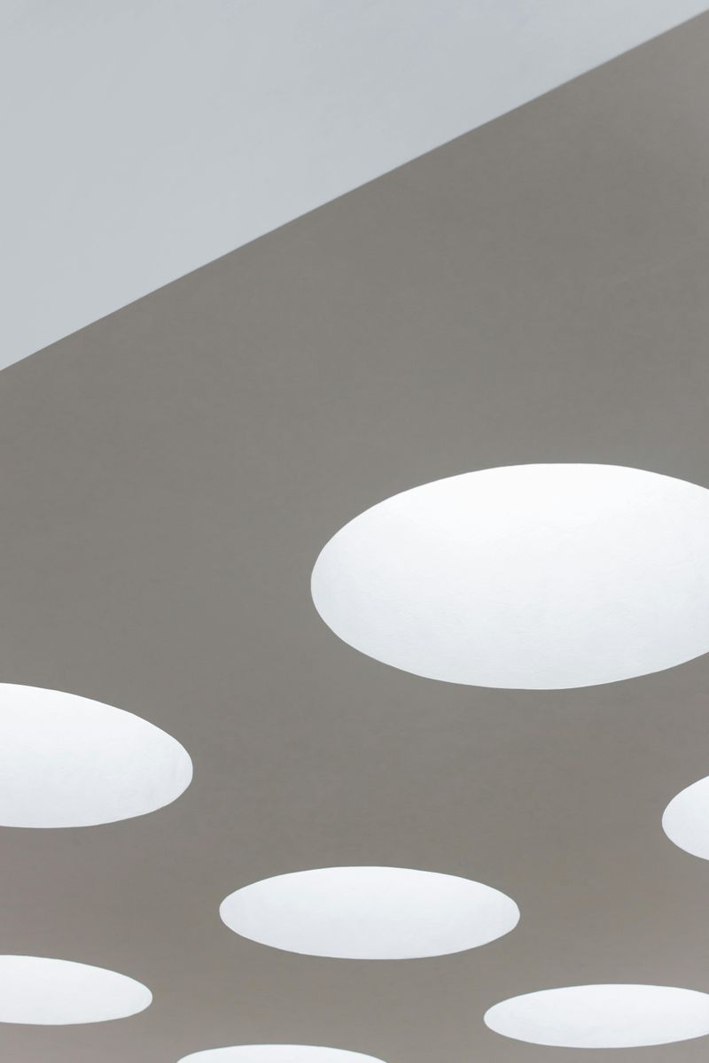 Lighting Choices That Can Improve Minimalist Spaces - Decor Hint Recessed Ceiling Lights