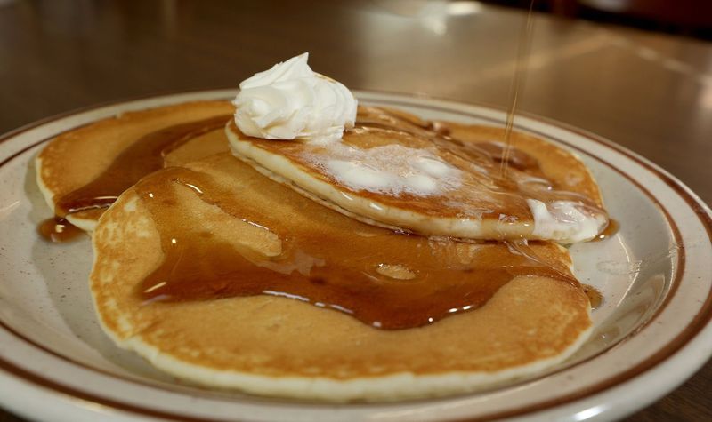 7 Washington Diners That Feel Like A Sunny Escape On Rainy Days - Decor Hint Chace's Pancake Corral – Bellevue